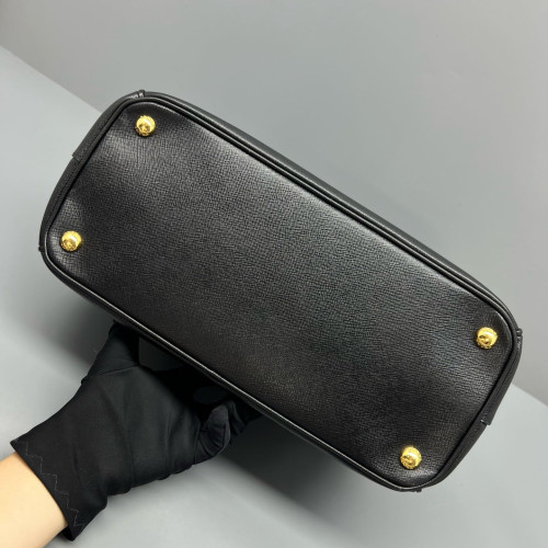 Prada Medium Galleria Double Zip Tote Saffiano Calfskin Black