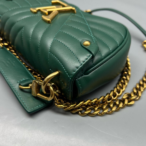 Louis Vuitton New Wave Chain Bag PM Calfskin Green