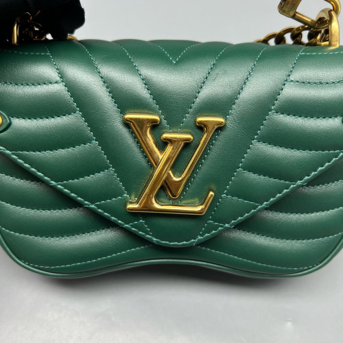 Louis Vuitton New Wave Chain Bag PM Calfskin Green