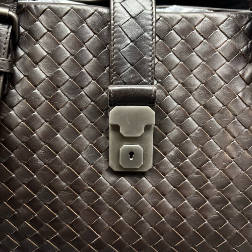 Bottega Veneta Large Roma Tote Bag Lambskin Intrecciato Nappa Dark Brown
