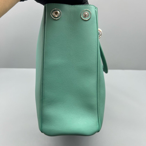 Dior Large Diorissimo Tote Calfskin Green Fuchsia