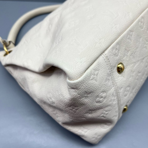 Louis Vuitton Artsy MM Monogram Empreinte White