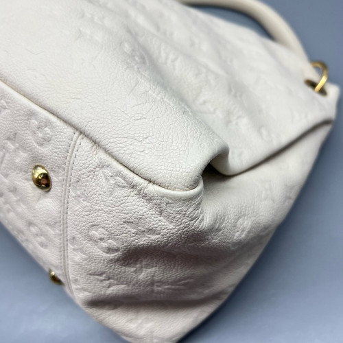 Louis Vuitton Artsy MM Monogram Empreinte White