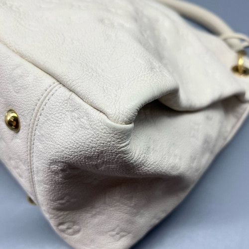 Louis Vuitton Artsy MM Monogram Empreinte White