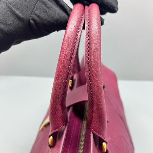 Yves Saint Laurent Medium Cabas Chyc Calfskin Azalea
