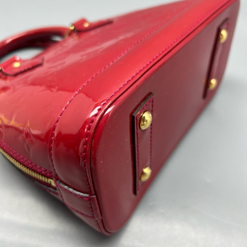 Louis Vuitton Alma BB Vernis Red