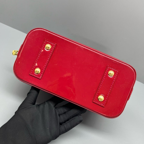 Louis Vuitton Alma BB Vernis Red