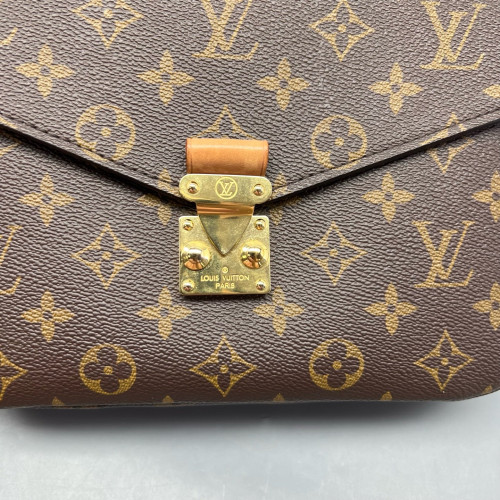 Louis Vuitton Pochette Metis Monogram Brown