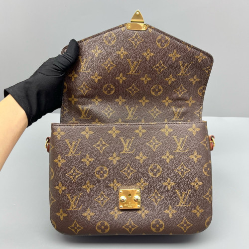 Louis Vuitton Pochette Metis Monogram Brown