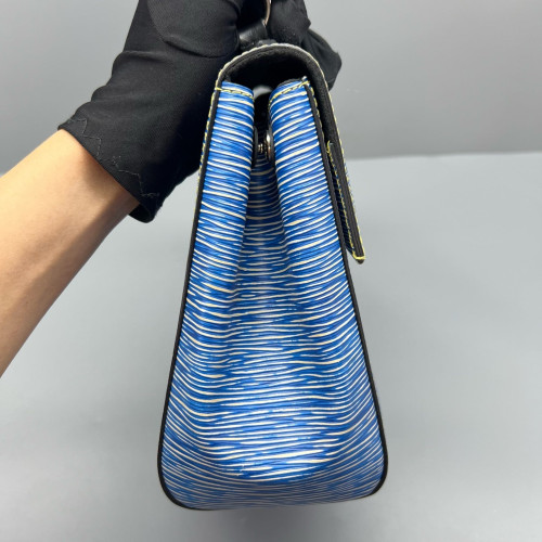 Louis Vuitton Cluny Bb Epi Blue