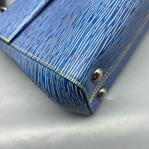 Louis Vuitton Cluny Bb Epi Blue