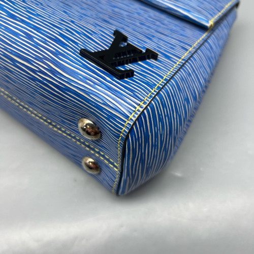 Louis Vuitton Cluny Bb Epi Blue