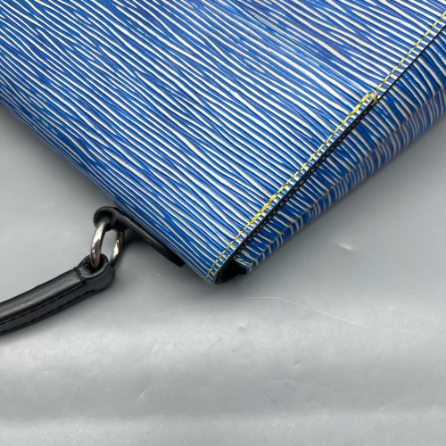 Louis Vuitton Cluny Bb Epi Blue