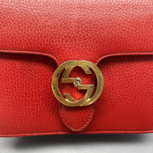 Gucci Small Interlocking G Shoulder Bag Grained Calfskin Red