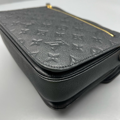 Louis Vuitton Pochette Metis Monogram Empreinte Black Louis Vuitton Pochette Metis Monogram Empreinte Black