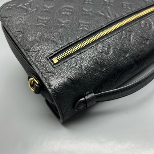 Louis Vuitton Pochette Metis Monogram Empreinte Black Louis Vuitton Pochette Metis Monogram Empreinte Black
