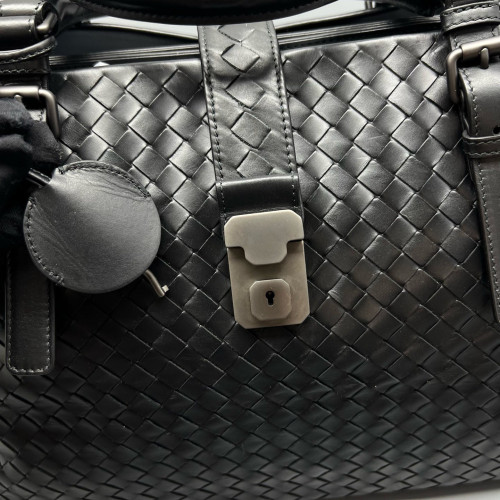 Bottega Veneta Large Roma Tote Bag Calfskin Intrecciato Black