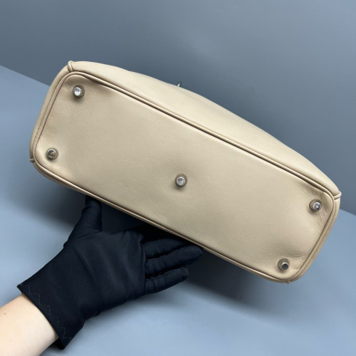 Dior Medium Diorissimo Tote Calfskin Natural Tan