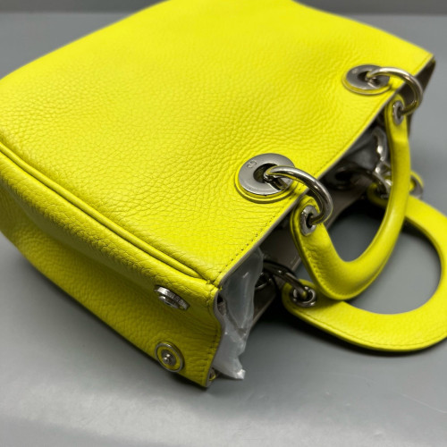 Dior Small Diorissimo Tote Grained Calfskin Yellow