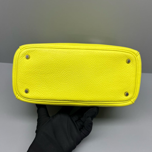 Dior Small Diorissimo Tote Grained Calfskin Yellow