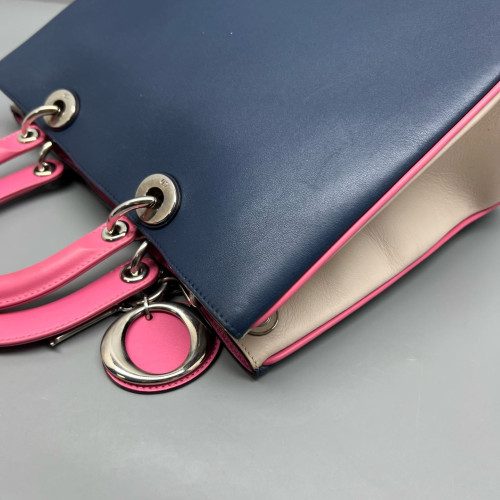 Dior Medium Diorissimo Tote Calfskin Pink Beige Dark Blue