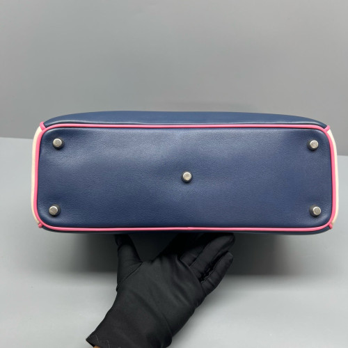 Dior Medium Diorissimo Tote Calfskin Pink Beige Dark Blue