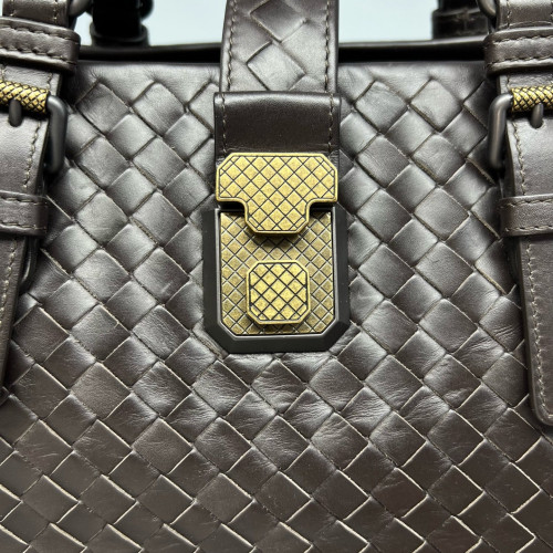Bottega Veneta Medium Roma Tote Bag Calfskin Intrecciato Dark Brown