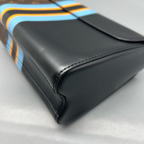 Louis Vuitton Twist MM Monogram Brown Blue Black
