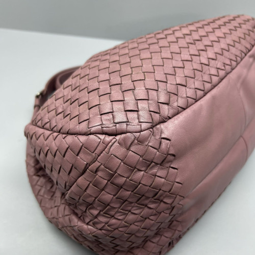 Bottega Veneta Medium Campana Hobo Calfskin Intrecciato Wisteria