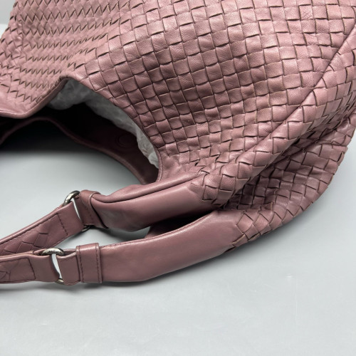 Bottega Veneta Medium Campana Hobo Calfskin Intrecciato Wisteria