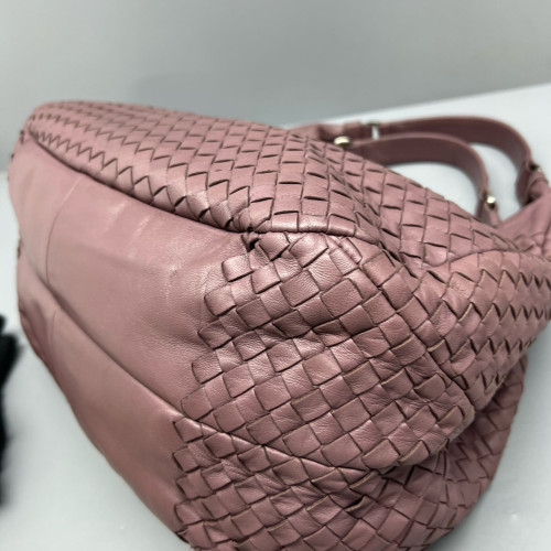 Bottega Veneta Medium Campana Hobo Calfskin Intrecciato Wisteria