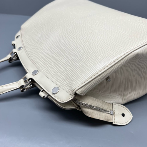 Louis Vuitton Brea MM Epi White