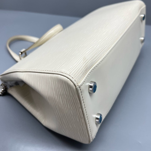 Louis Vuitton Brea MM Epi White