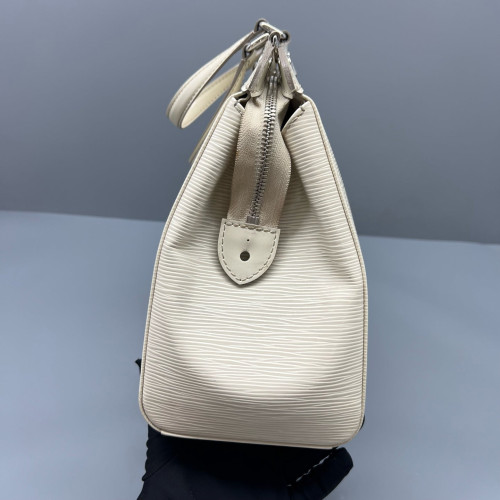 Louis Vuitton Brea MM Epi White