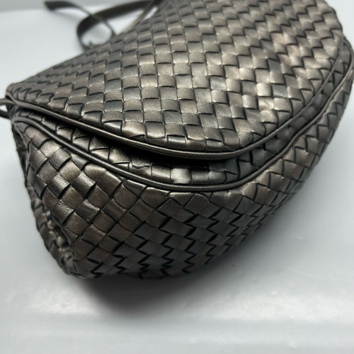 Bottega Veneta Flap Bag Calfskin Intrecciato Black