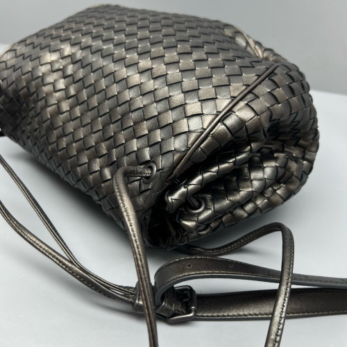 Bottega Veneta Flap Bag Calfskin Intrecciato Black