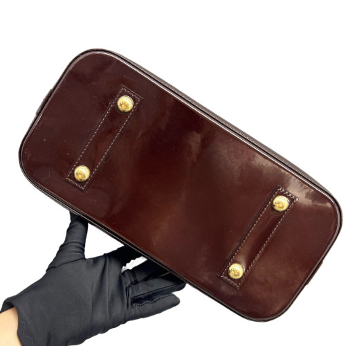 Louis Vuitton Alma PM Vernis Amarante