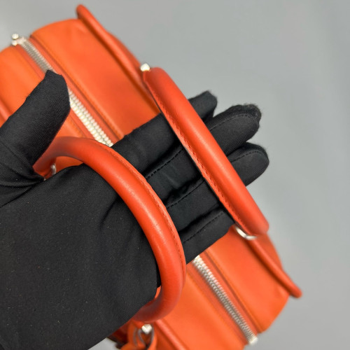 Loewe Amazona 29 Calfskin Orange