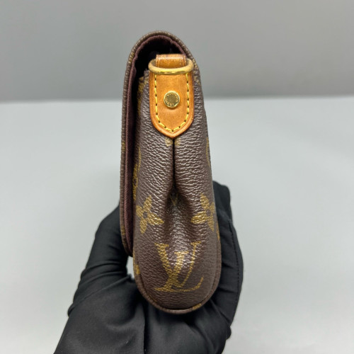 Louis Vuitton Favorite PM Monogram Brown