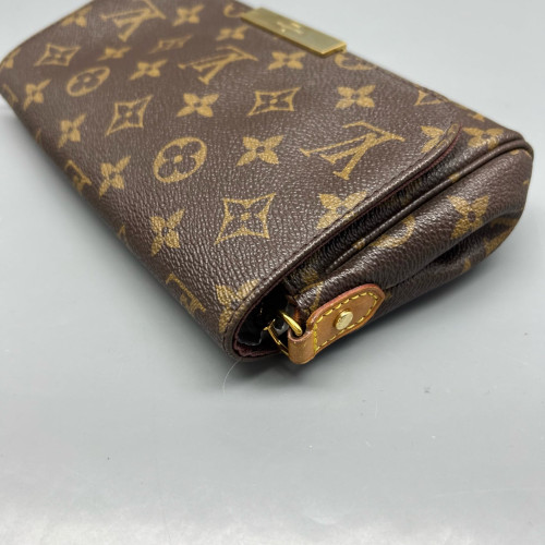 Louis Vuitton Favorite PM Monogram Brown