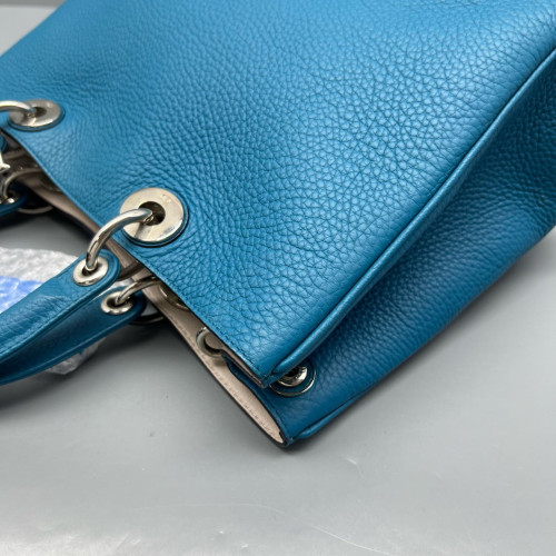 Dior Medium Diorissimo Tote Grained Calfskin Blue