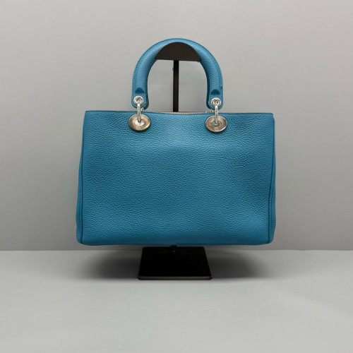 Dior Medium Diorissimo Tote Grained Calfskin Blue