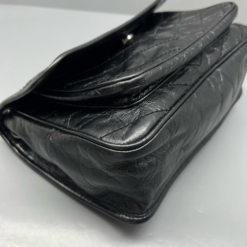 Yves Saint Laurent Medium Niki Chain Pull Up Leather Black