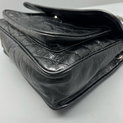 Yves Saint Laurent Medium Niki Chain Pull Up Leather Black
