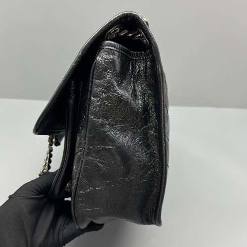 Yves Saint Laurent Medium Niki Chain Pull Up Leather Black