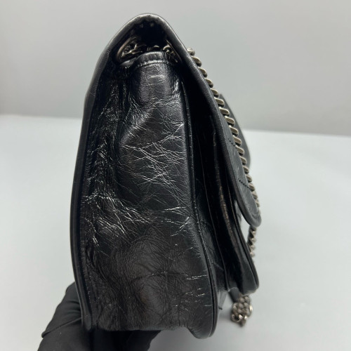 Yves Saint Laurent Medium Niki Chain Pull Up Leather Black