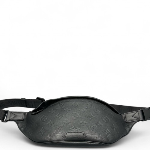 Louis Vuitton Discovery Bumbag Monogram Shadow Black Louis Vuitton Discovery Bumbag Monogram Shadow Black
