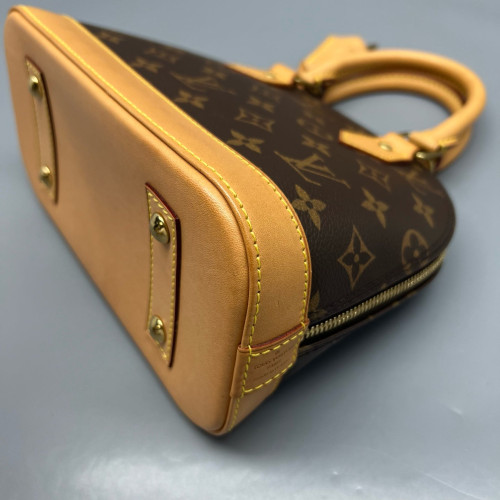 Louis Vuitton Alma BB Monogram Brown