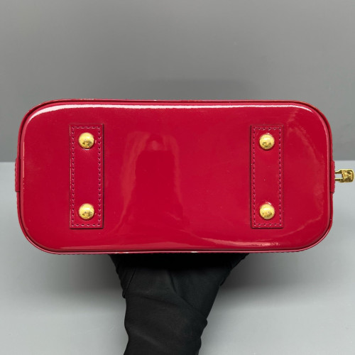 Louis Vuitton Alma BB Vernis Azalea