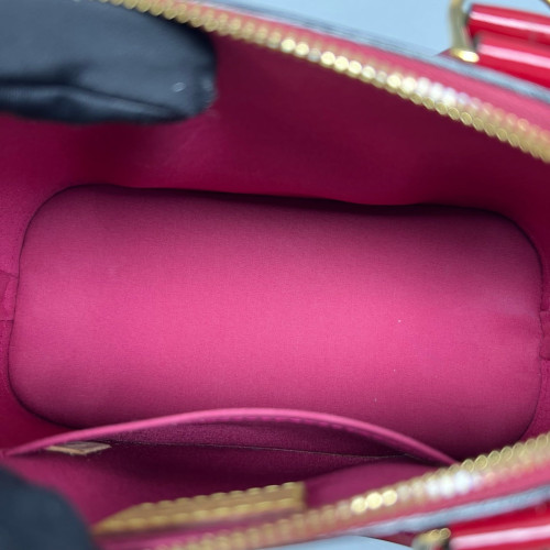 Louis Vuitton Alma BB Vernis Azalea